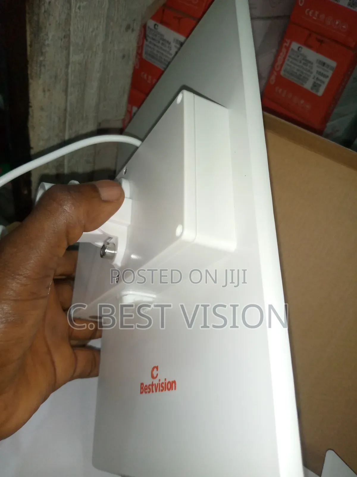 Ubox Security Surveillance 4G PTZ Single Lens Camera.