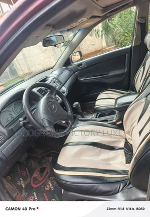 Toyota Camry 2004 Red