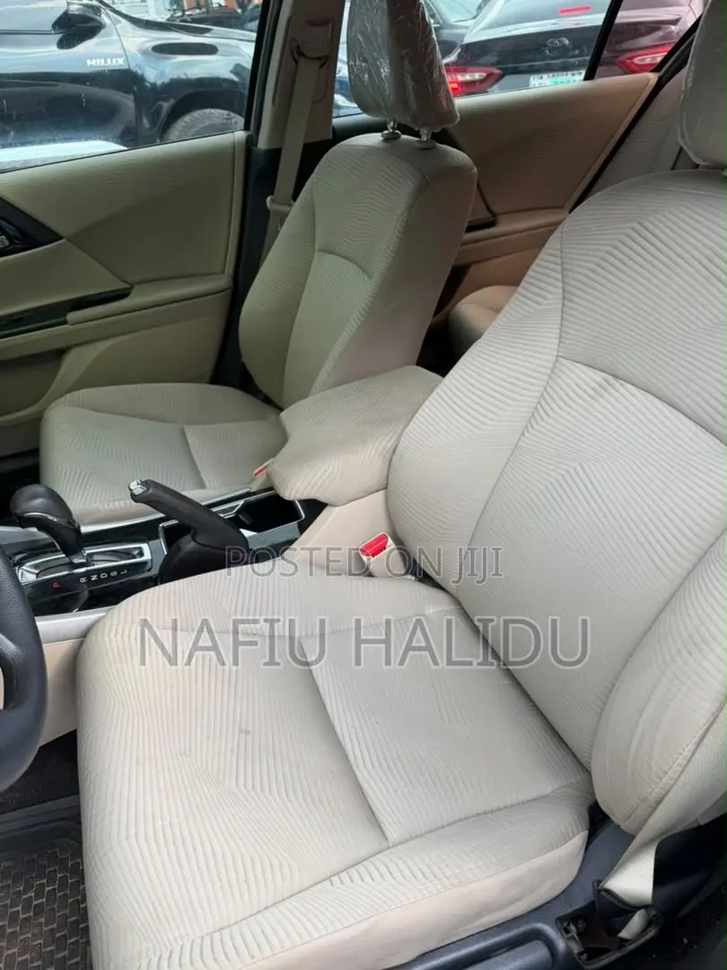 Honda Accord 2016 Gold