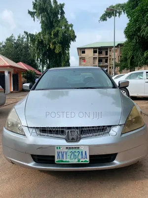 Honda Accord 2005 Silver