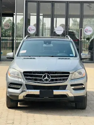 Mercedes-Benz M Class ML350 4dr SUV (3.5L 6cyl 7A) 2014 Green