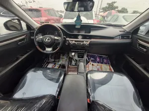 Lexus ES 2016 Silver