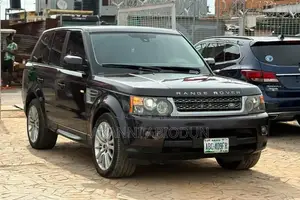 Land Rover Range Rover HSE 2011 Brown