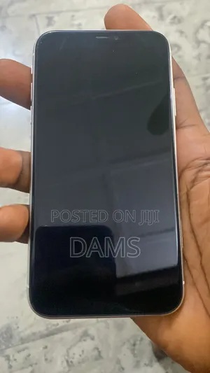Apple iPhone 11 128 GB White