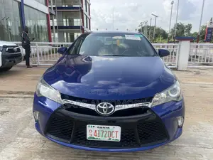 Toyota Camry SE 4dr Sedan (2.5L 4cyl 6A) 2015 Blue