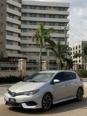 Toyota Corolla 2016 Silver