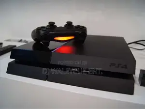 Neatly UK Used PS4 Console