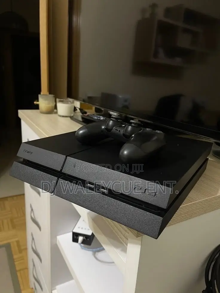 Neatly UK Used PS4 Console