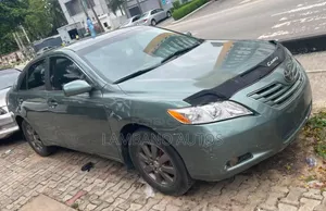 Toyota Camry 2010 Green