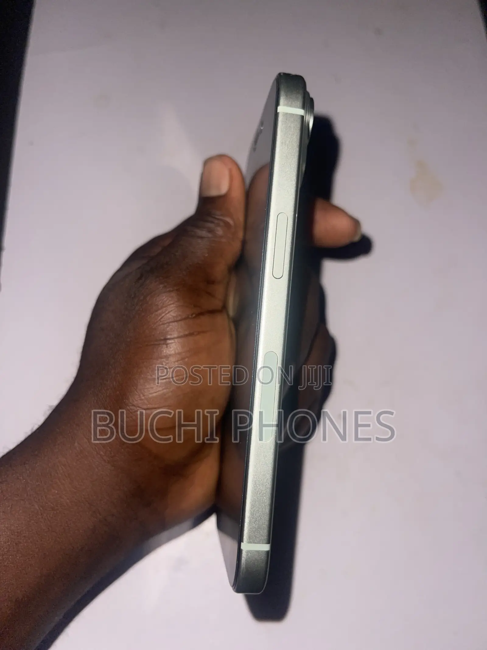 Apple iPhone 15 128 GB Green