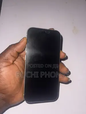 Apple iPhone 15 128 GB Green
