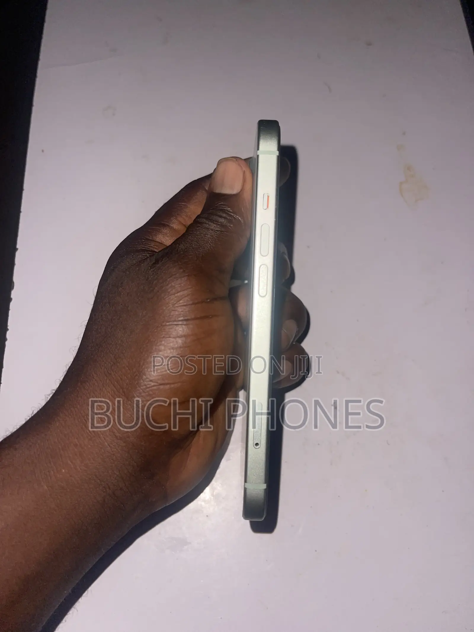 Apple iPhone 15 128 GB Green
