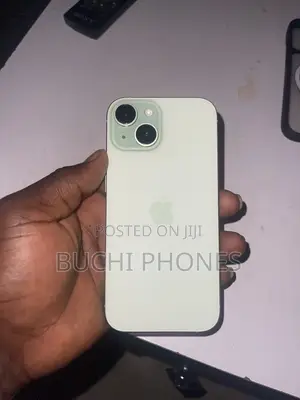 Apple iPhone 15 128 GB Green