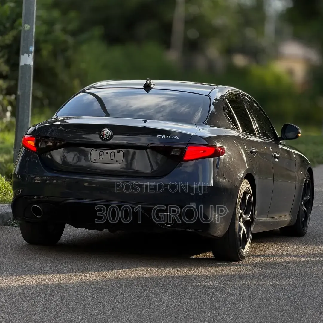 Alfa Romeo Giulia 2017 Black