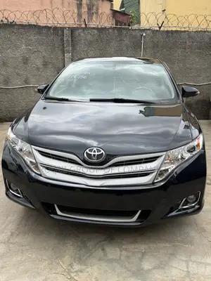 Toyota Venza XLE 2015 Matt Black