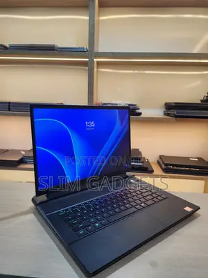 Laptop Alienware M16 R1 16GB AMD Ryzen 9 SSD 1T