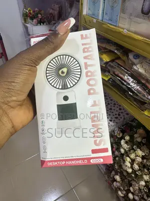 Hand Rechargeable Fan