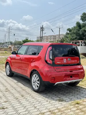 Kia Soul Hatchback 2018 Red