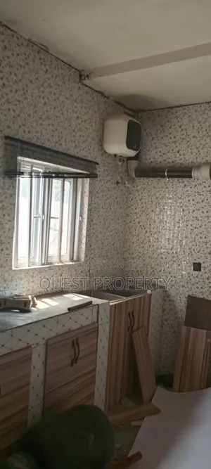 1bdrm Bungalow in Warri for rent