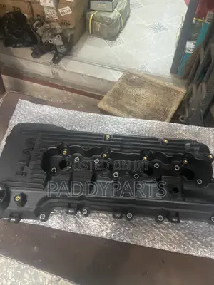 Toyota Hilux Engine Valve Cover 2tr-Fe 2.7l