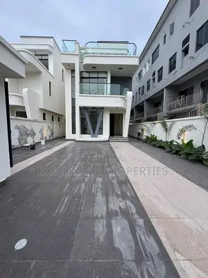 5bdrm Duplex in Lekki Phase 1 for sale