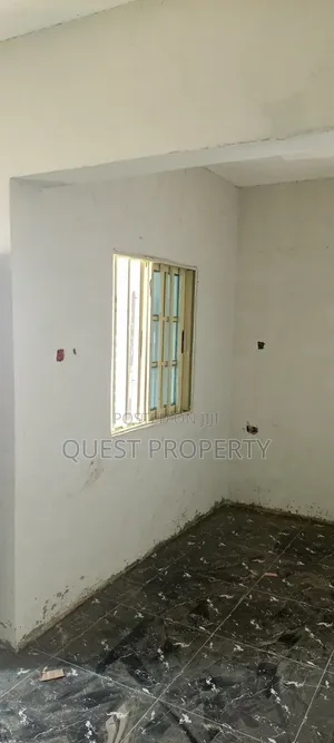 1bdrm Bungalow in Warri for rent