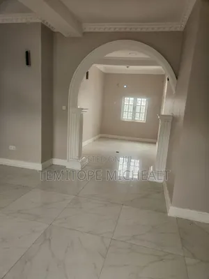 5bdrm Townhouse / Terrace in Main Life Camp for rent