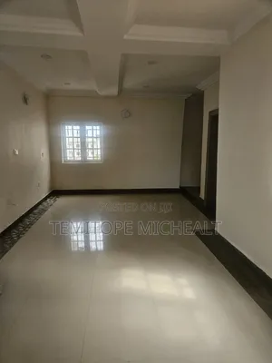 5bdrm Townhouse / Terrace in Main Life Camp for rent