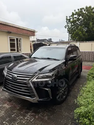 Lexus LX 570 (5 seats) AWD 2017 Black