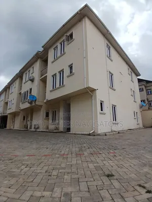 4bdrm Duplex in Guzape District for sale