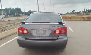 Toyota Corolla 2005 Gray