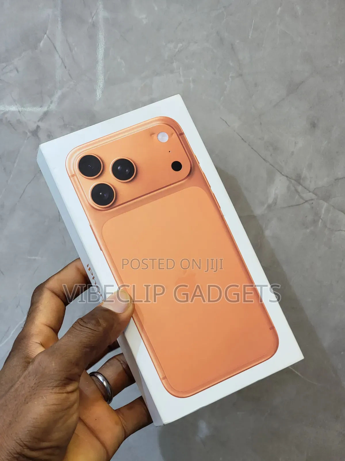 New Apple iPhone 17 Pro Max 256 GB Orange