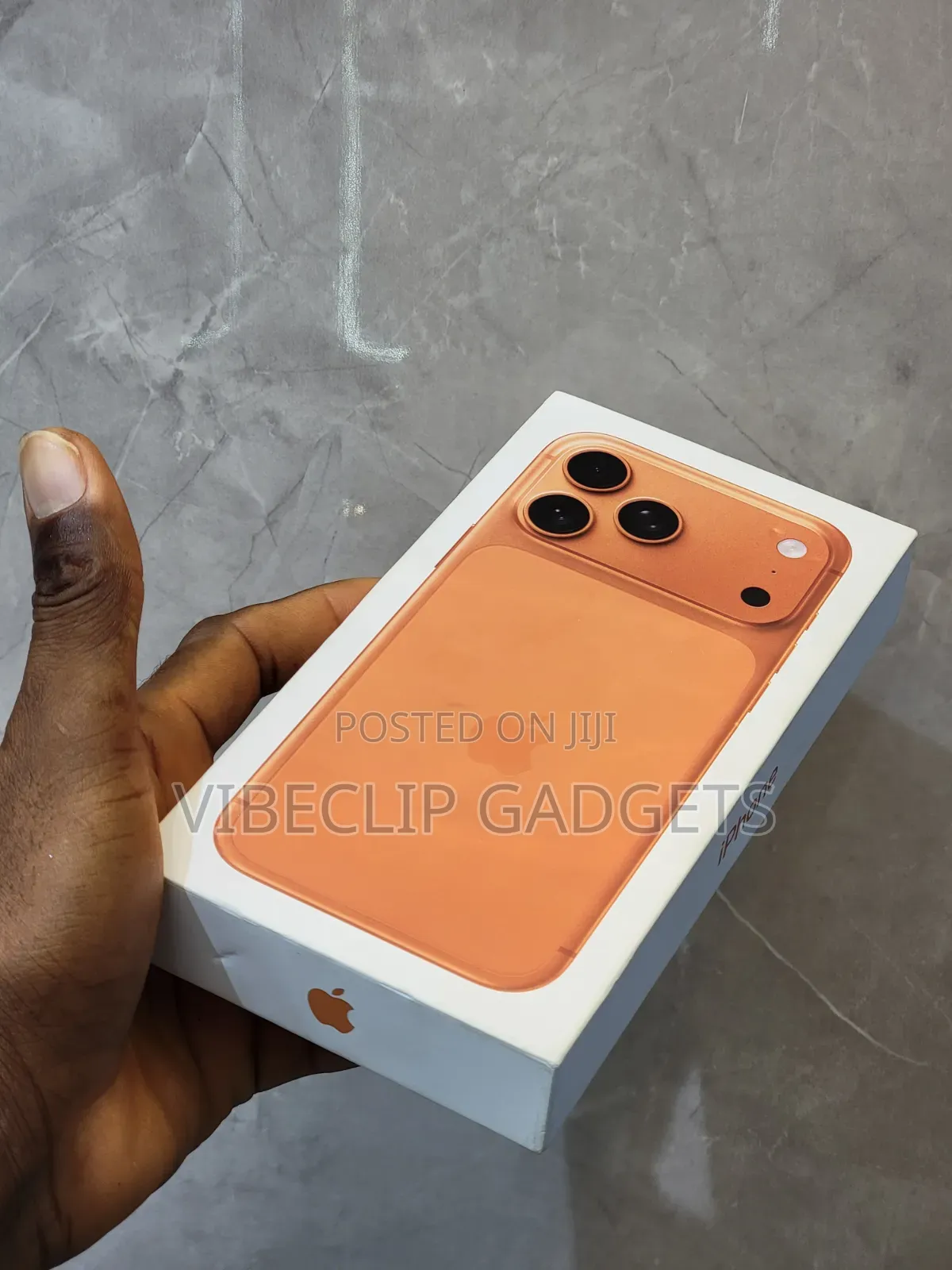 New Apple iPhone 17 Pro Max 256 GB Orange