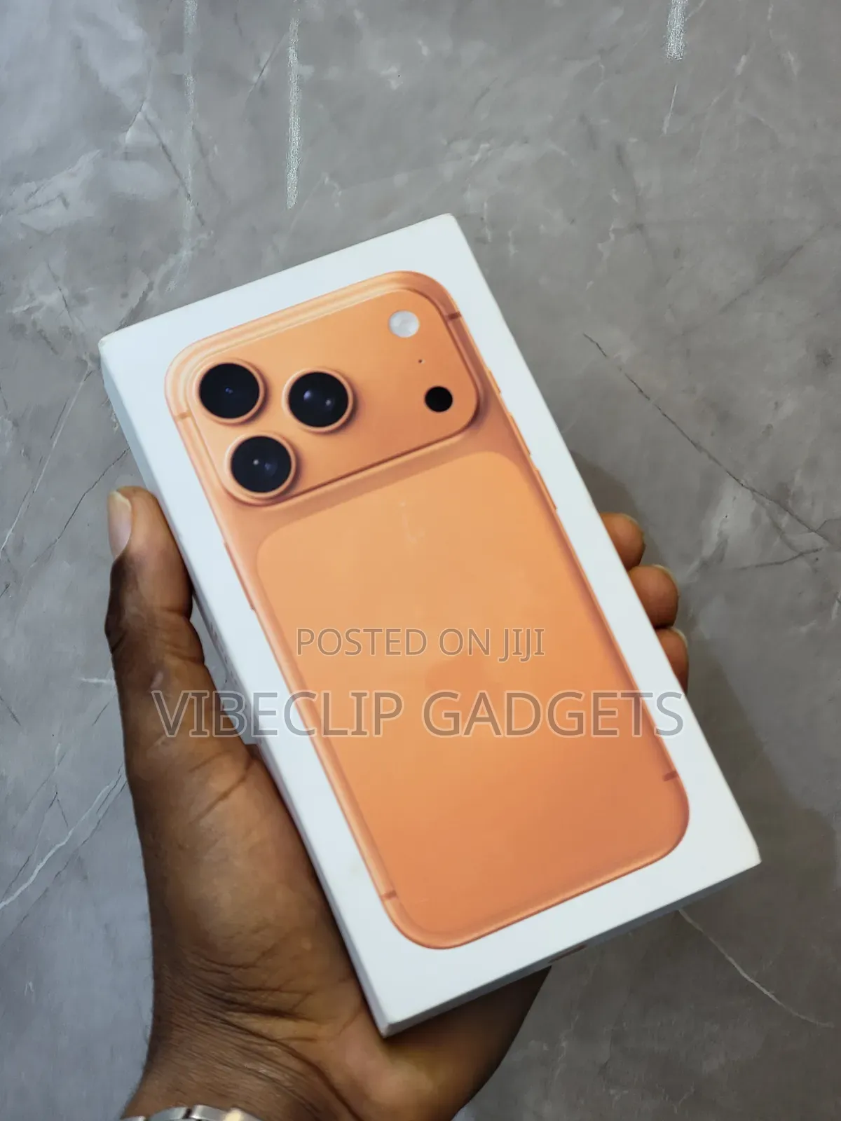 New Apple iPhone 17 Pro Max 256 GB Orange