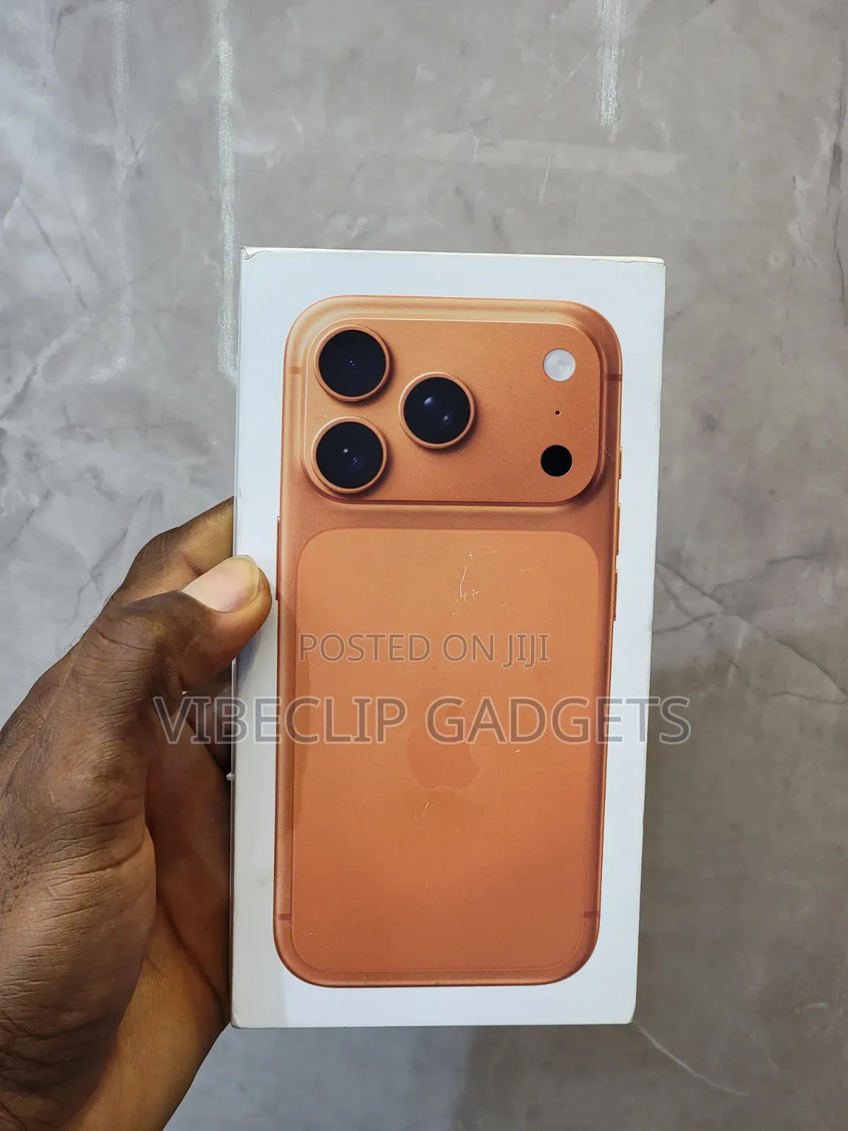 New Apple iPhone 17 Pro Max 256 GB Orange