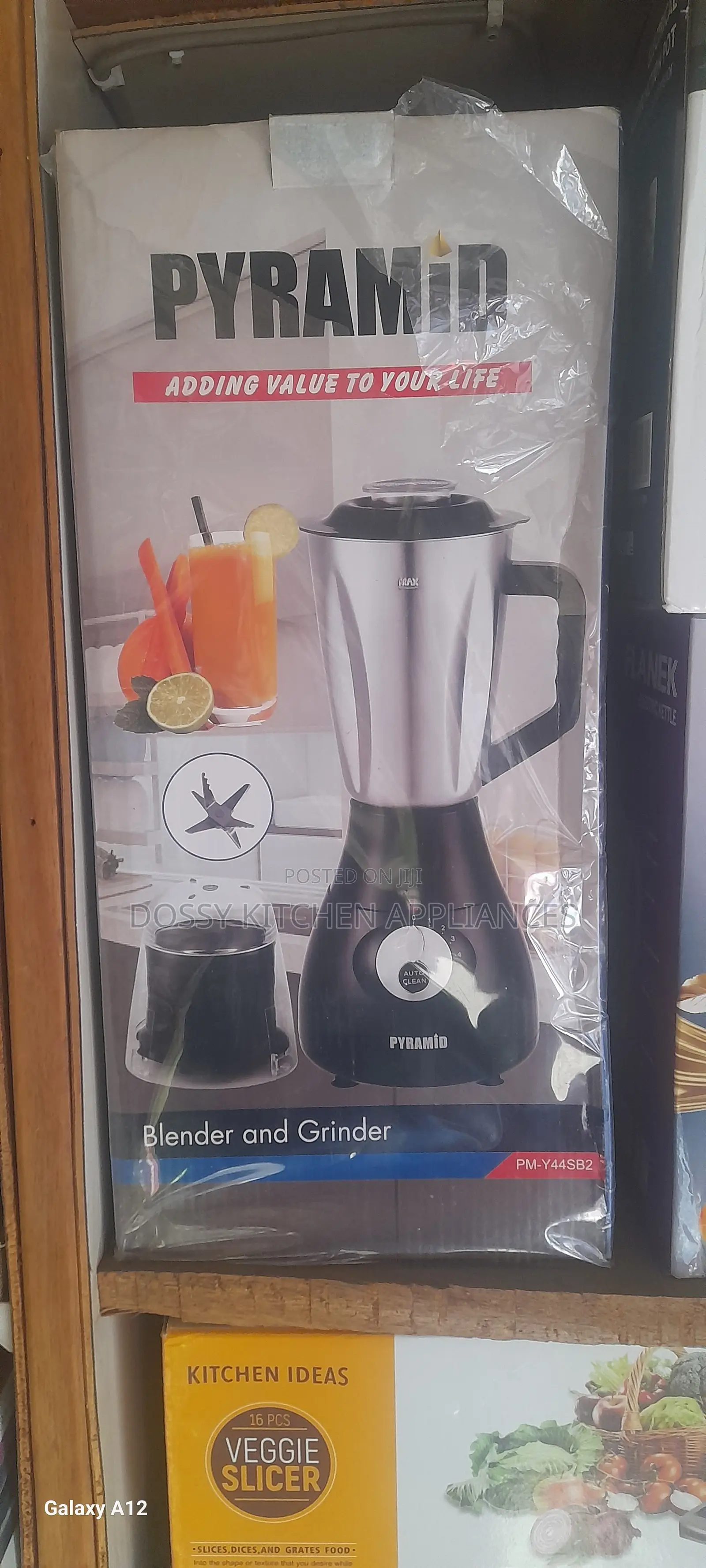 Pyramid Blender