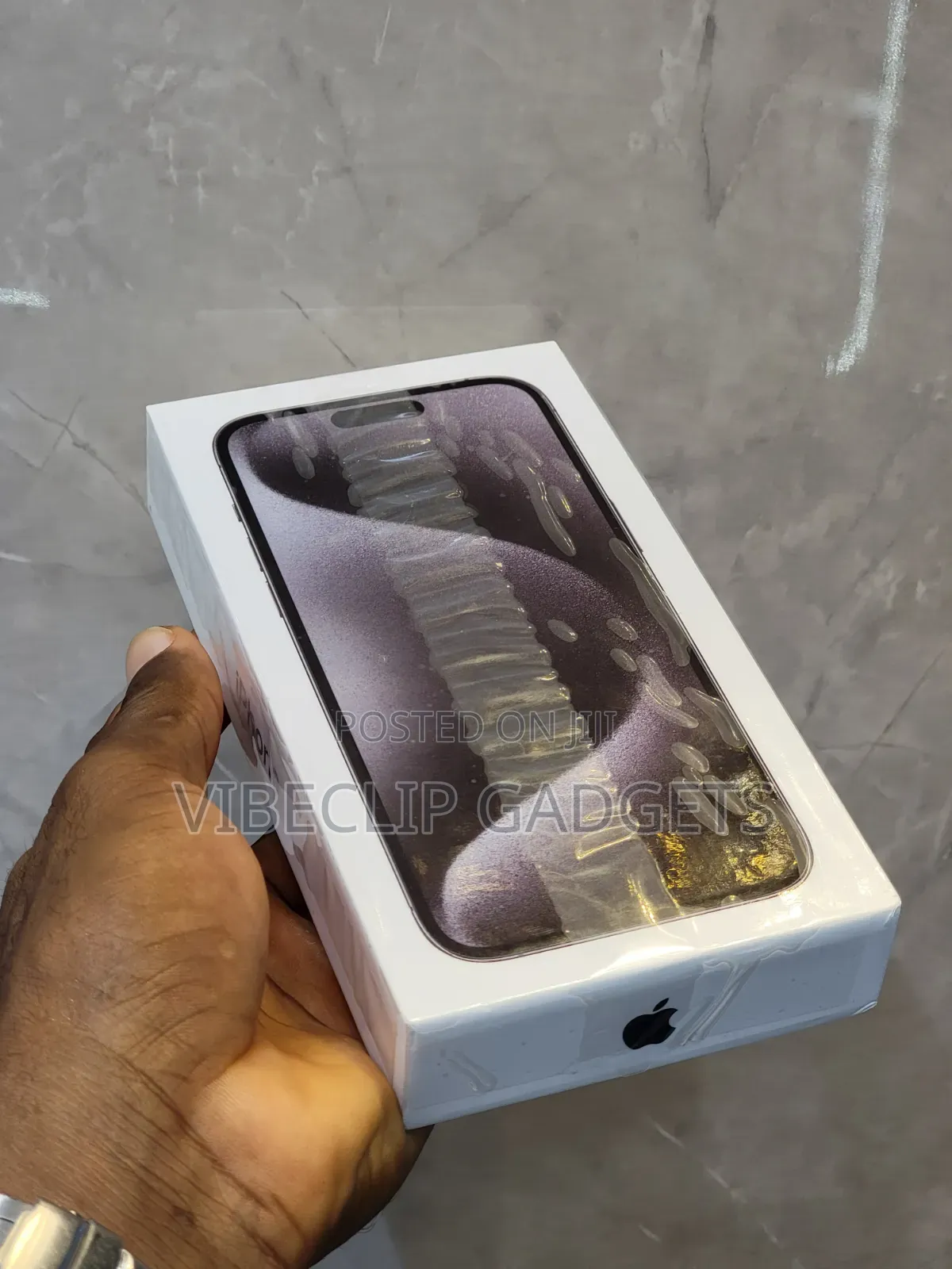 New Apple iPhone 15 Pro Max 256 GB Black