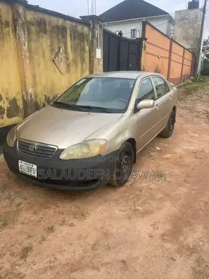 Toyota Corolla 2006 Gold