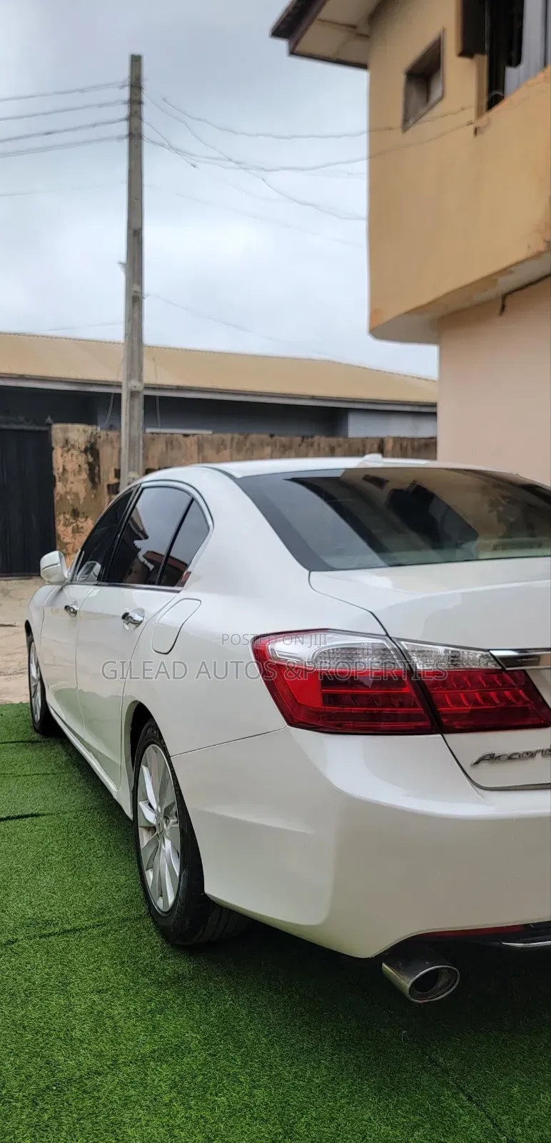 Honda Accord 2013 White