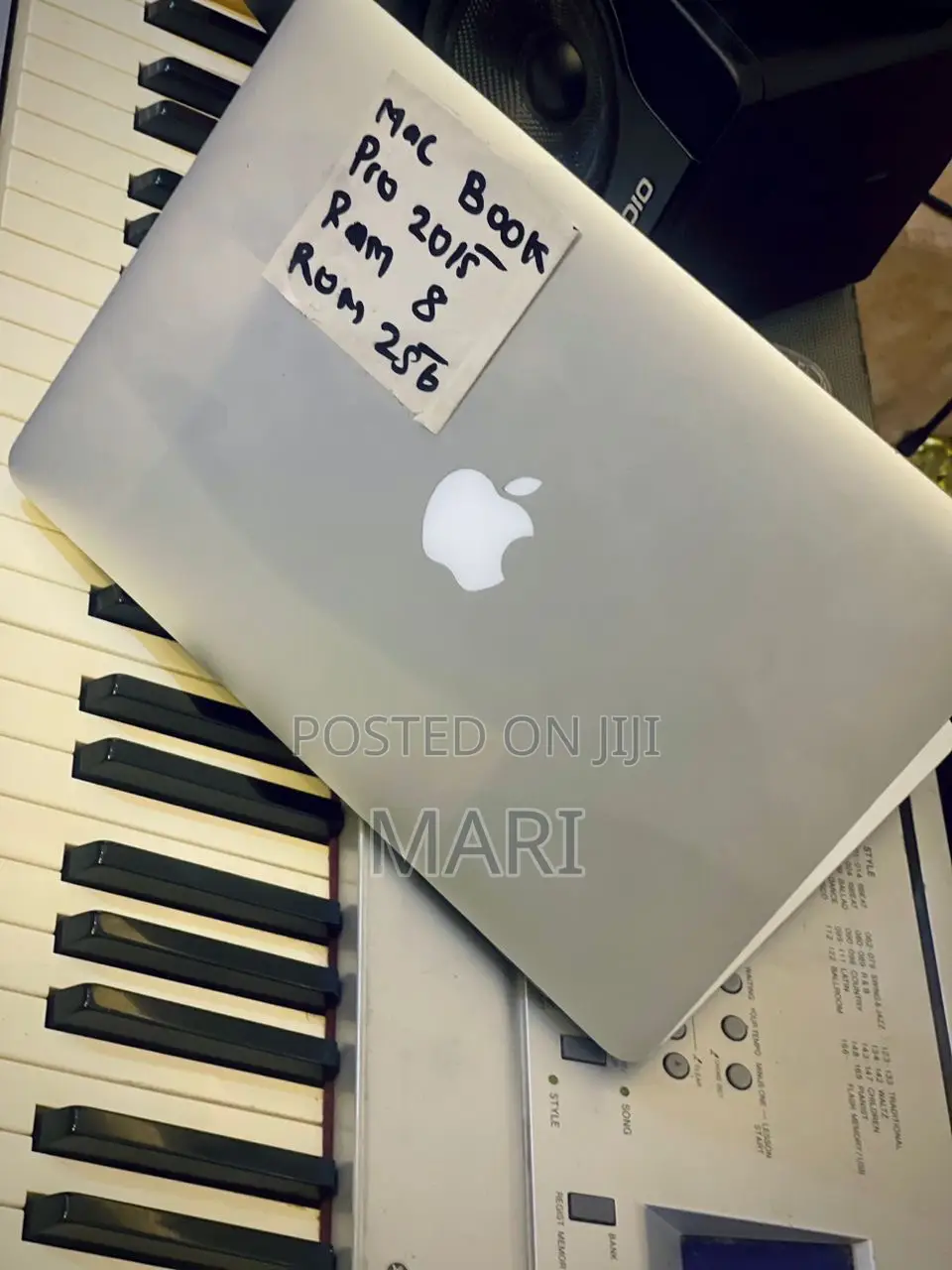 Laptop Apple MacBook Pro 2015 8GB Intel Core i5 SSD 256GB