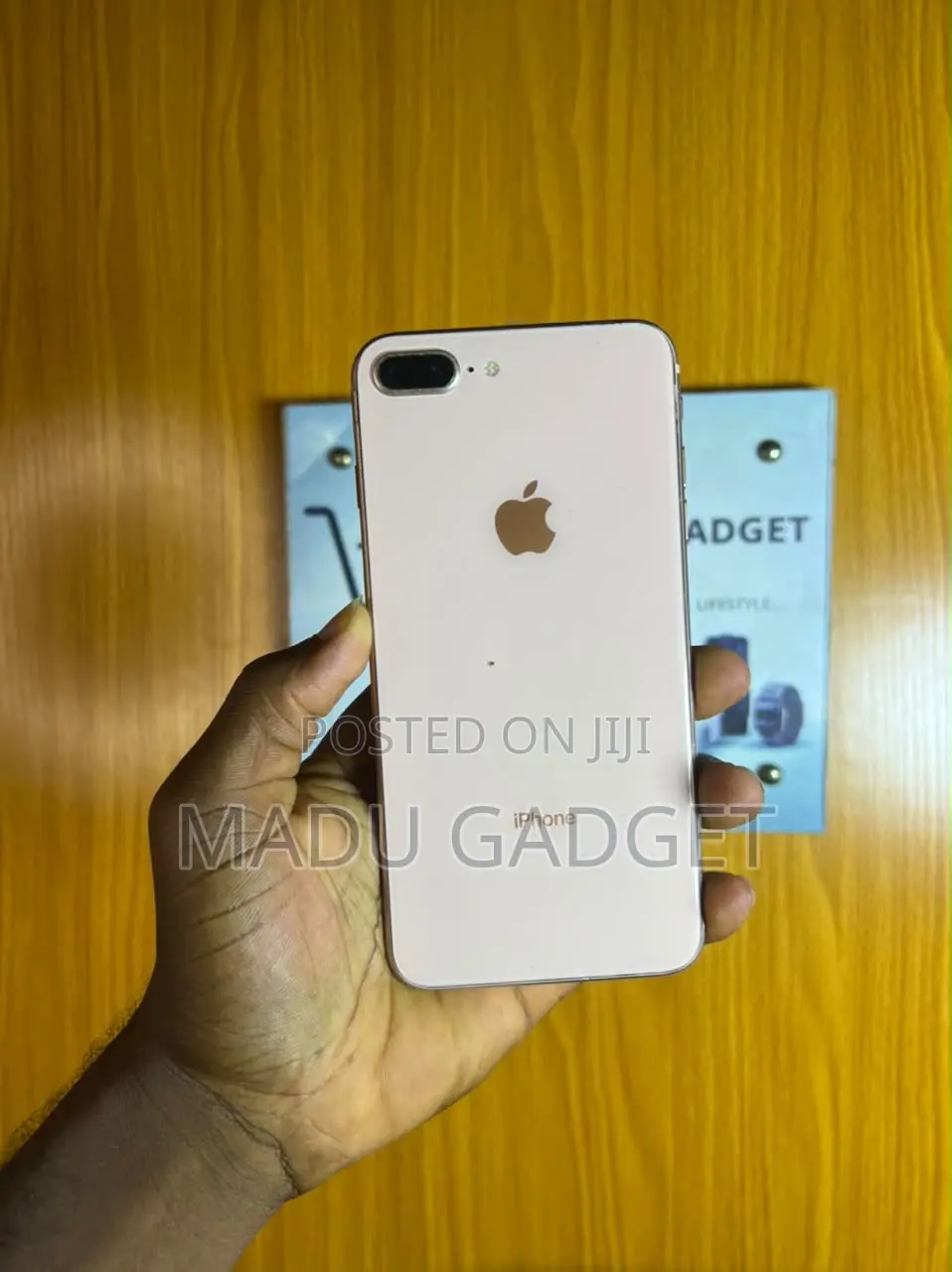 Apple iPhone 8 Plus 64 GB Gold