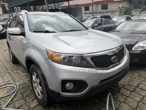 Kia Sorento EX 2012 Silver