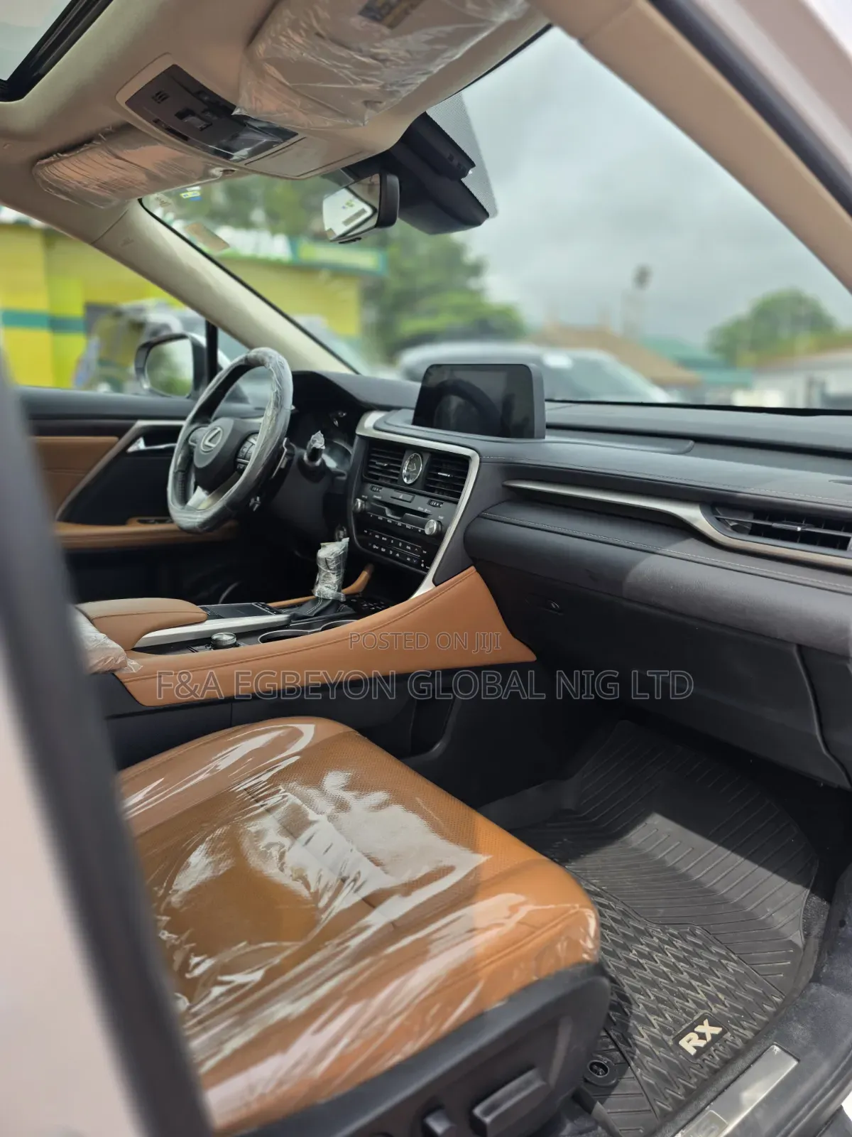 Lexus RX 2021 White