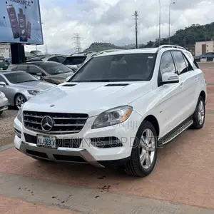 Mercedes-Benz M Class ML 350 4Matic 2013 White