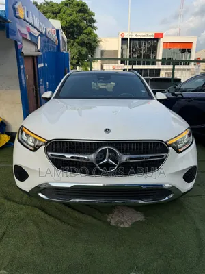 New Mercedes-Benz GLC-Class 2025 White