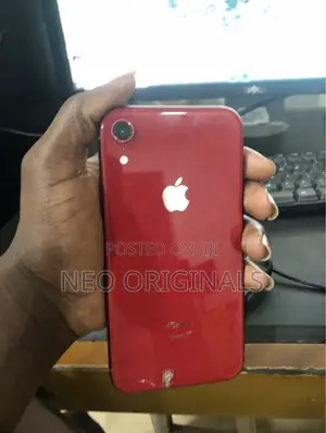 Apple iPhone XR 64 GB Red