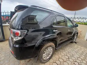 Toyota Fortuner 2016 Black