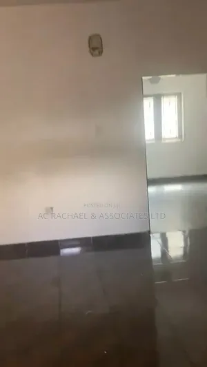 2bdrm Apartment in Community Road Ago for rent