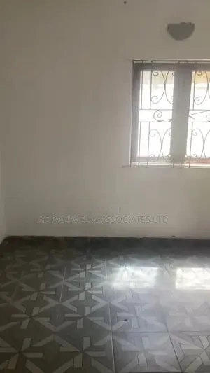 2bdrm Apartment in Community Road Ago for rent