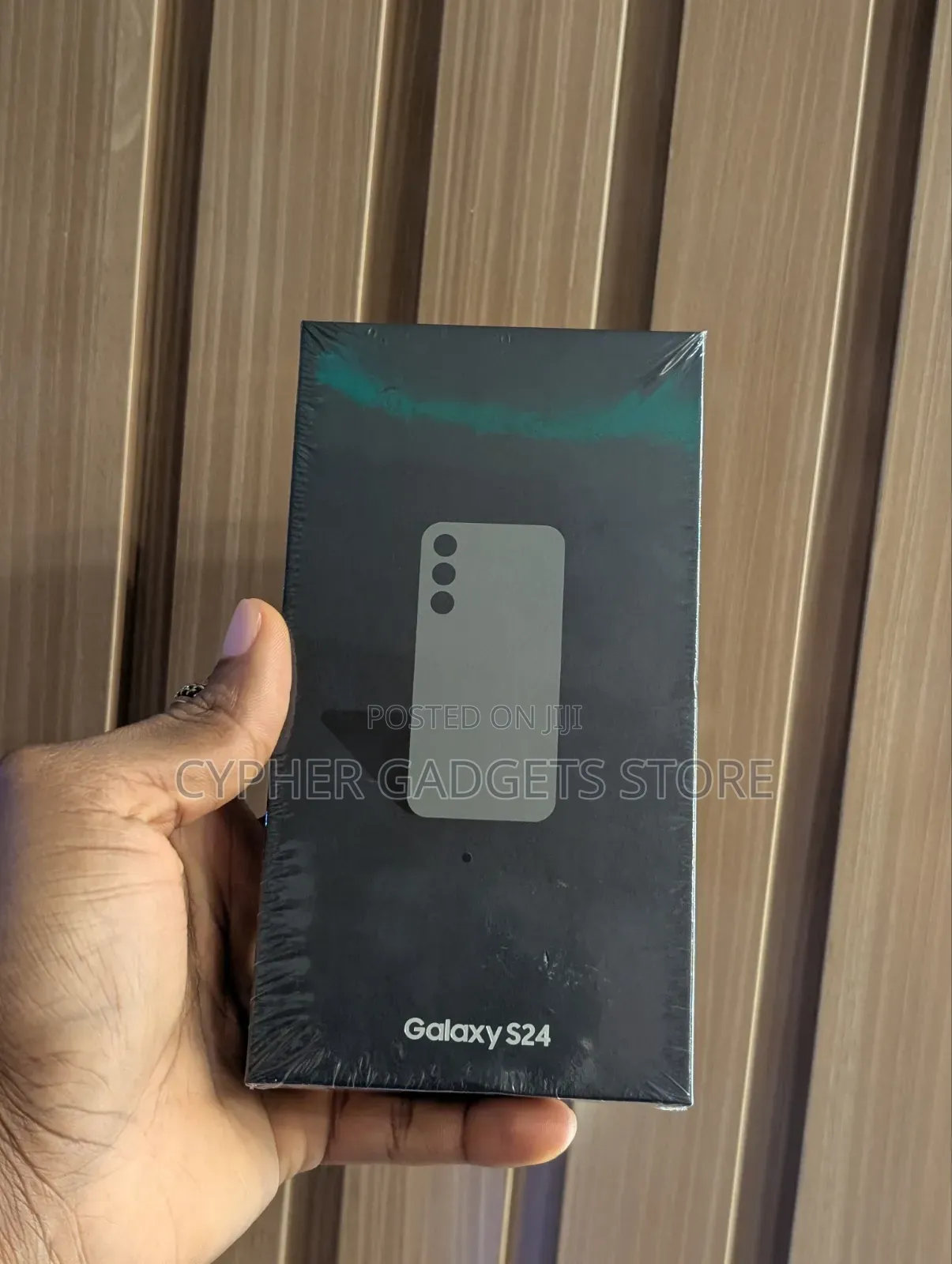 New Samsung Galaxy S24 128 GB Gray